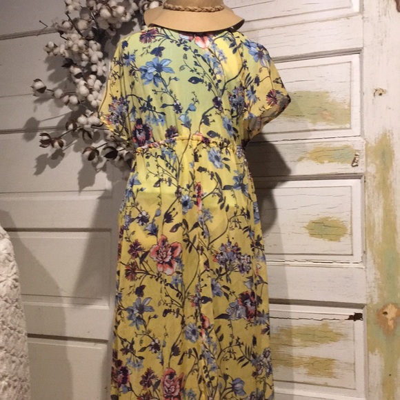 🎃🌸Super Cute Shear Cinched Waist Cover Up - Picture 4 of 5